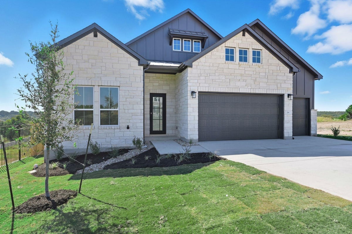 216 Moria CT - front exterior - Luxury home in Heights at San Gabriel, Georgetown, TX