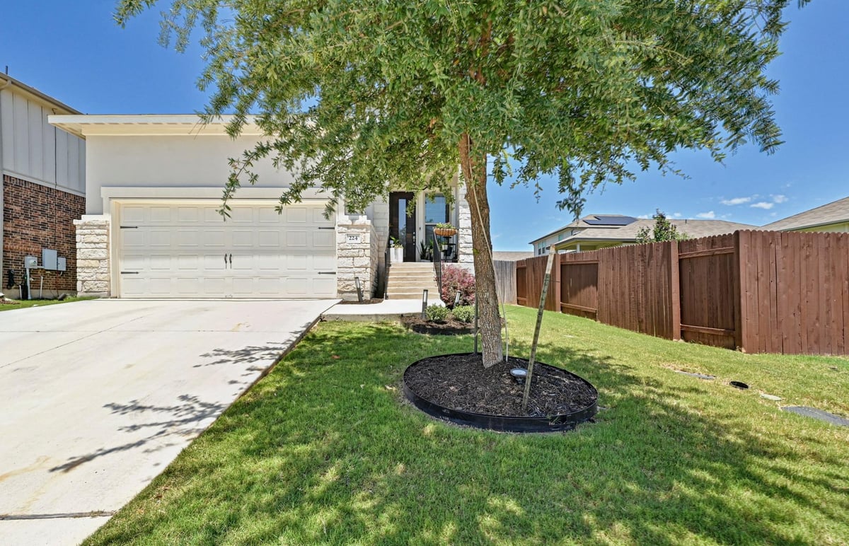 View 224 Serpens ST in Morningstar 224 Serpens ST - front exterior - Luxury home in Morningstar, Georgetown, TX