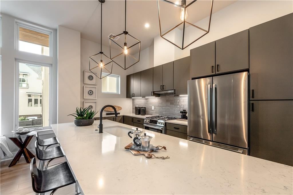 View 2300 Enfield Rd Unit #304 in Province Condominiums 2300 Enfield Rd Unit #304 - front exterior - Luxury home in Province Condominiums, Austin, TX