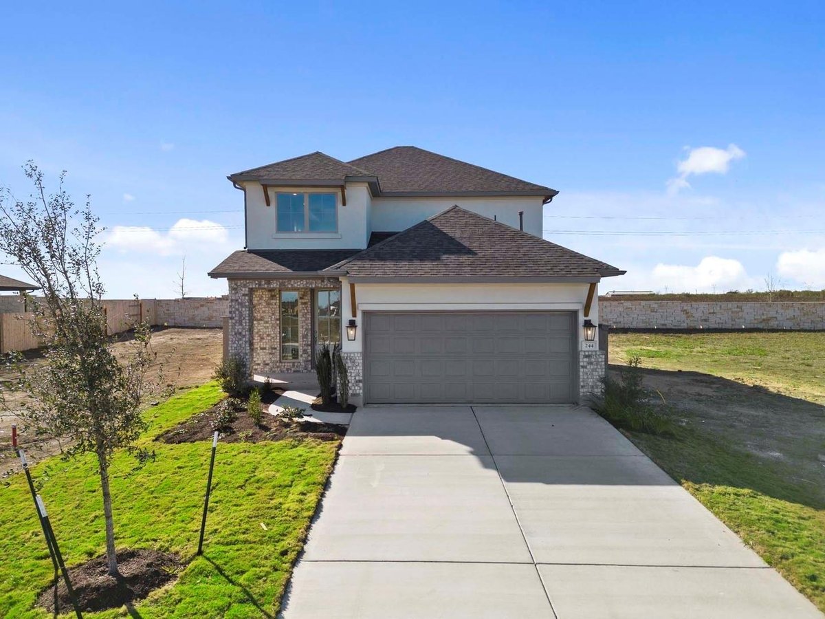 View 244 Bloomington Loop in Flora 244 Bloomington Loop - front exterior - Luxury home in Flora, Hutto, TX