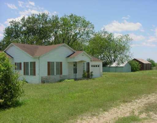 View 250 Cr 330 250 Cr 330 - front exterior - Luxury home in Granger, TX