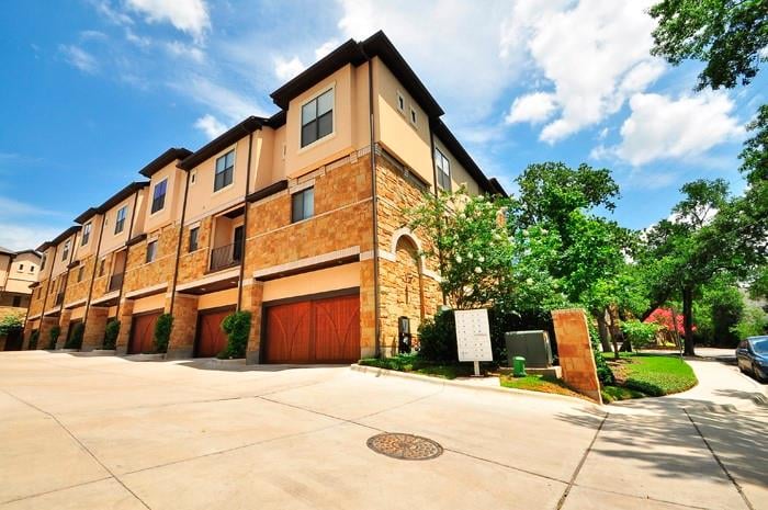 View 2505 Enfield Rd Unit #1 in West Villaggio Twnhms Condo Amd 2505 Enfield Rd Unit #1 - front exterior - Luxury home in West Villaggio Twnhms Condo Amd, Austin, TX