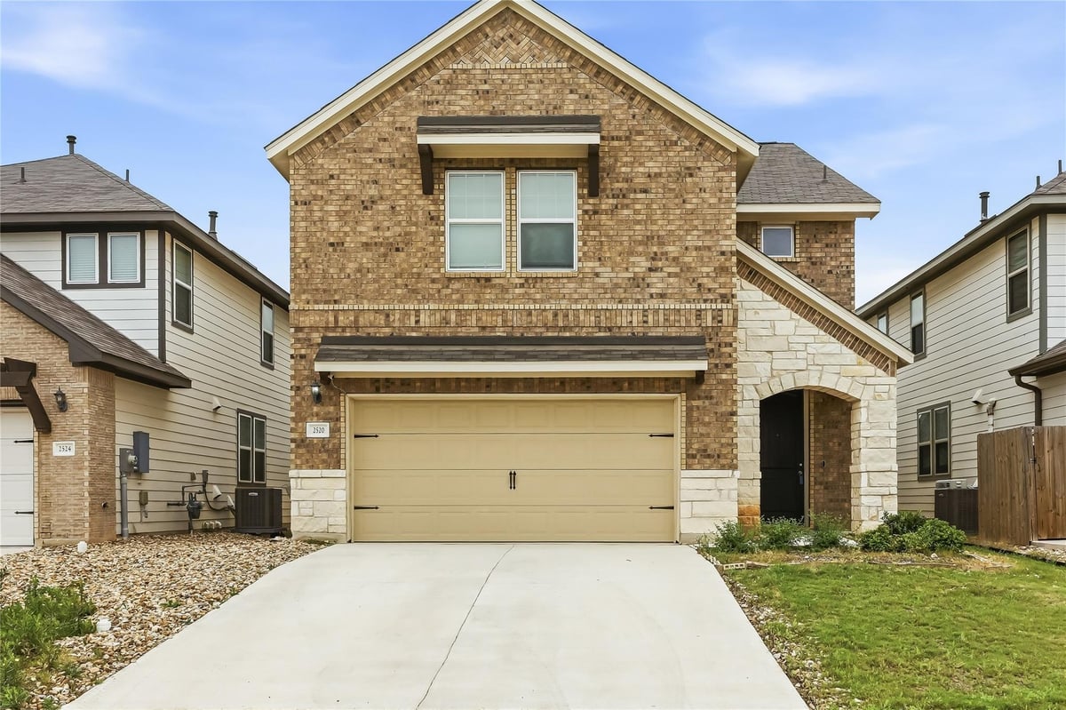 View 2520 Roosevelt RD in Leander 61 Ph 4 2520 Roosevelt RD - front exterior - Luxury home in Leander 61 Ph 4, Leander, TX