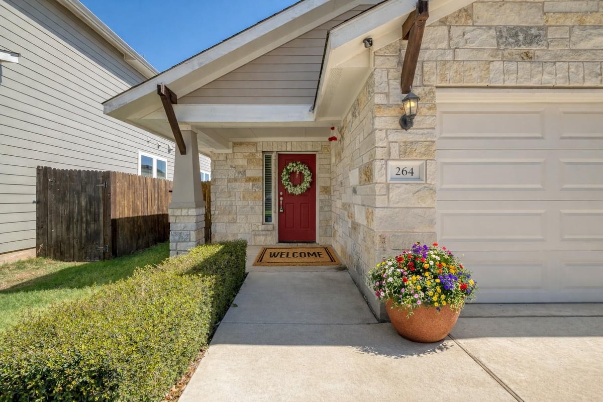 View 264 Gaida Loop in Morningstar 264 Gaida Loop - front exterior - Luxury home in Morningstar, Georgetown, TX