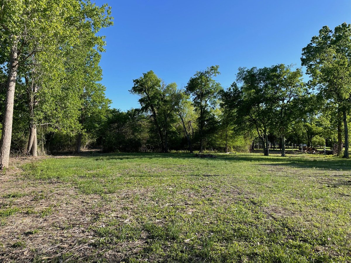 View 271 Ridgeline Rd in McSheperd Ranches Ridgeline Ra 271 Ridgeline Rd - front exterior - Luxury lot in McSheperd Ranches Ridgeline Ra, Leander, TX
