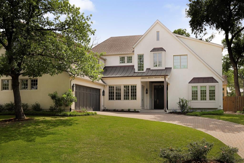 View 2803 Townes Ln in Tarry Town 2803 Townes Ln - front exterior - Luxury home in Tarry Town, Austin, TX