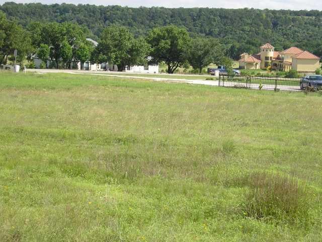 View 300 Lake Side DR 300 Lake Side DR - front exterior - Luxury lot in Georgetown, TX