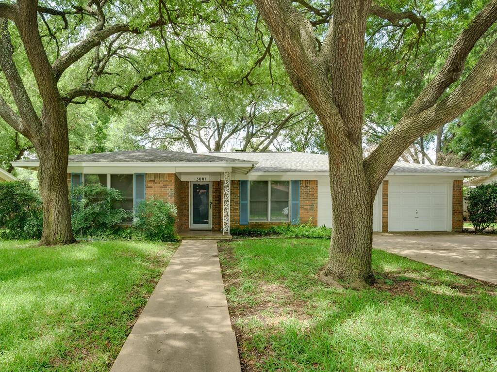 View 3001 Mcelroy Dr in Allandale Park Resub 08 3001 Mcelroy Dr - front exterior - Luxury home in Allandale Park Resub 08, Austin, TX