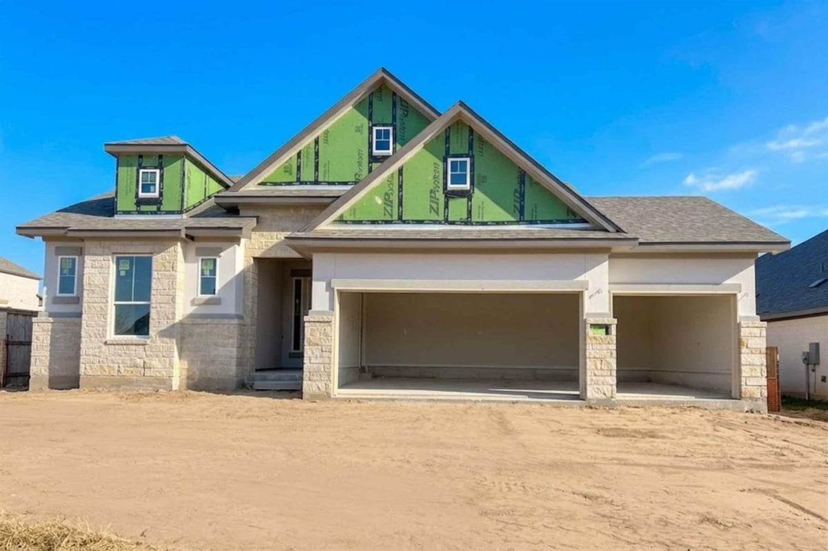 View 301 Oak Blossom RD in Lariat 301 Oak Blossom RD - front exterior - Luxury home in Lariat, Liberty Hill, TX