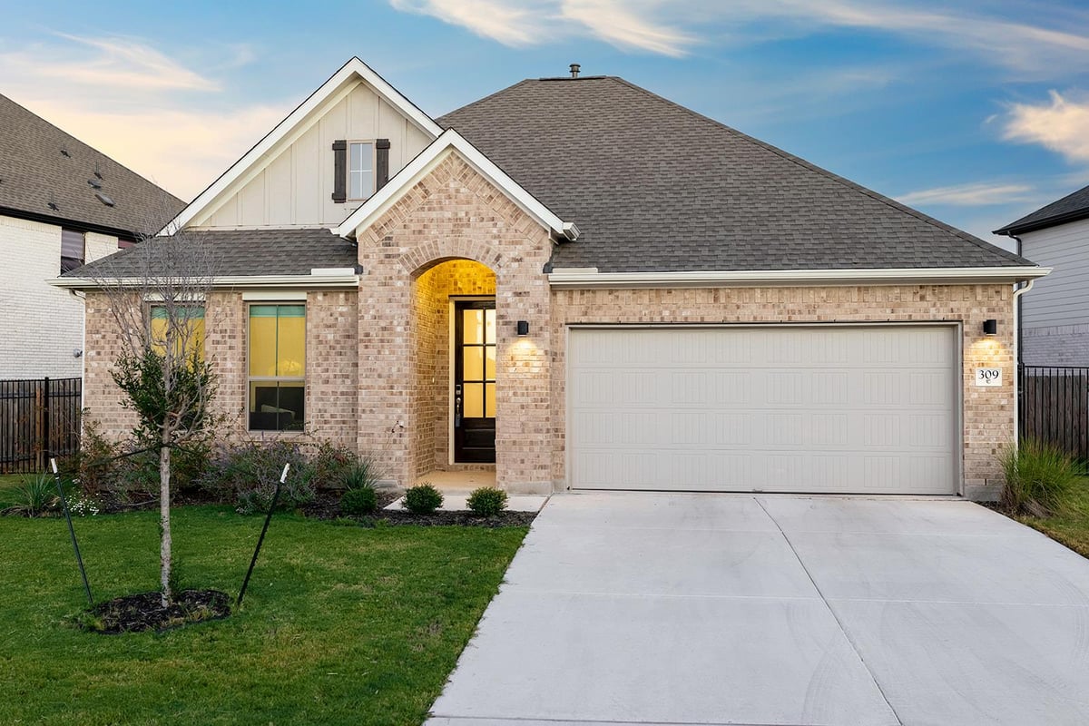 309 Hollister Dr - front exterior - Luxury home in Santa Rita Ranch Ph 5 Sec 3C, Liberty Hill, TX