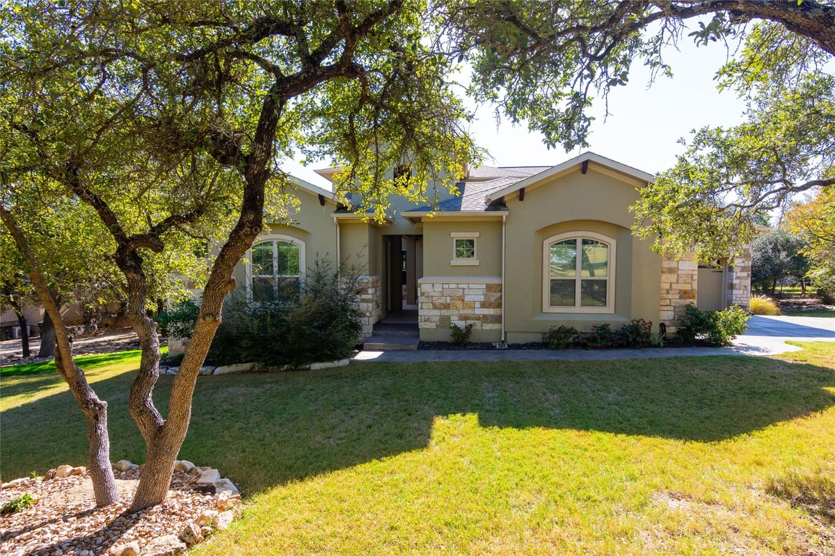 View 316 Chadwick Dr in Preserve Ph 01 316 Chadwick Dr - front exterior - Luxury home in Preserve Ph 01, Georgetown, TX