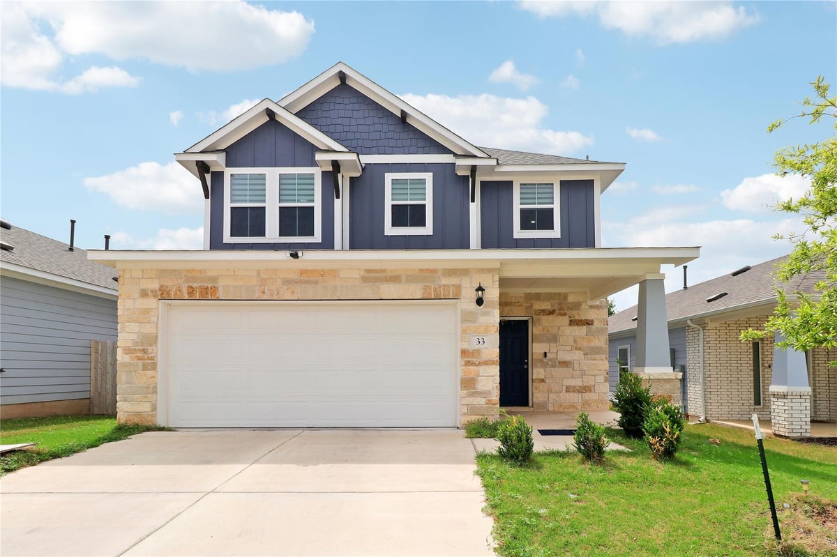 View 33 Bent Trail Ln in Morningstar Ph 4 Sec 3 33 Bent Trail Ln - front exterior - Luxury home in Morningstar Ph 4 Sec 3, Georgetown, TX