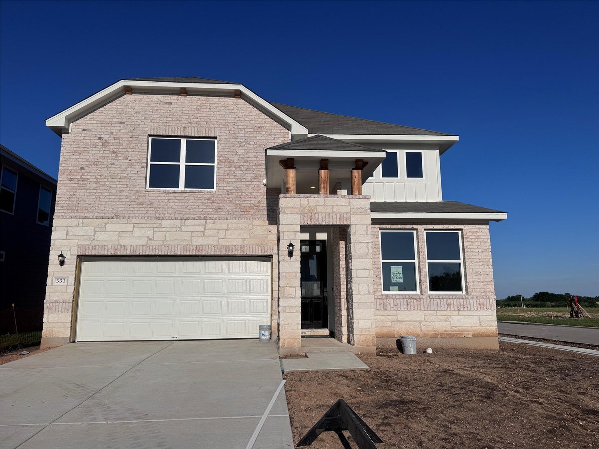 View 331 Willow Heights Dr in Rolling Glen 331 Willow Heights Dr - front exterior - Luxury home in Rolling Glen, Hutto, TX