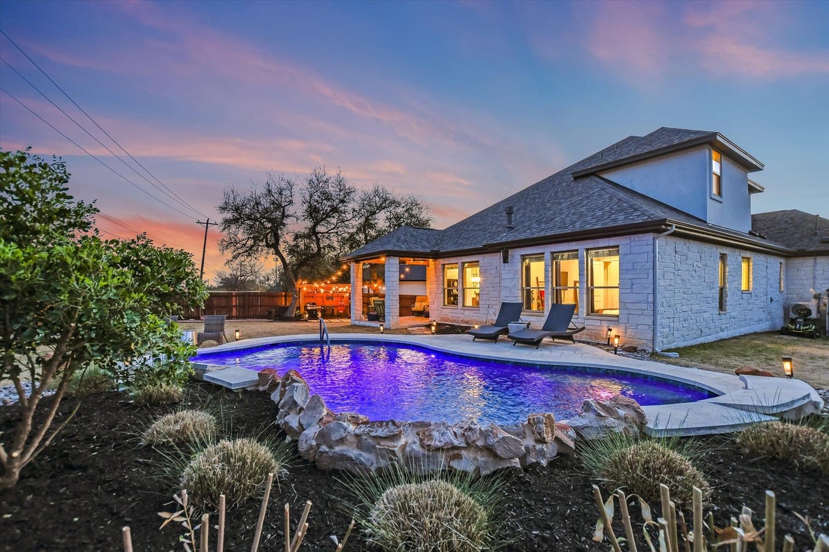 View 332 Axis Loop in Deer Haven 332 Axis Loop - front exterior - Luxury home in Deer Haven, Georgetown, TX