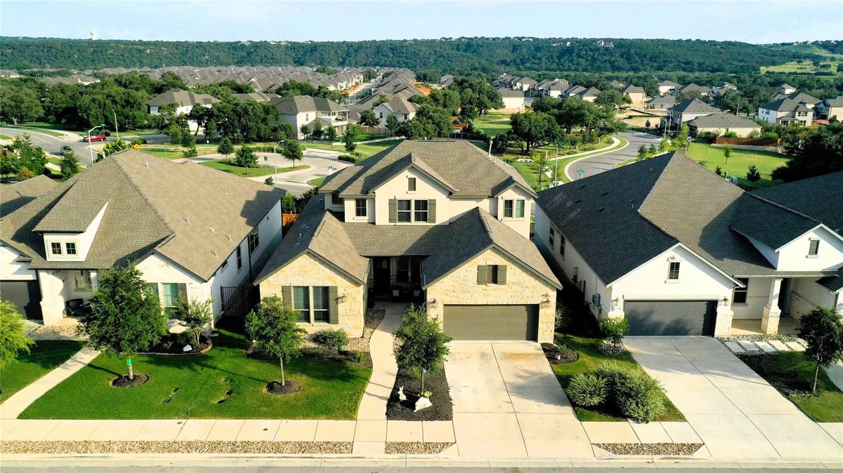 View 332 Panzano DR in Rancho Sienna Sec 16 332 Panzano DR - front exterior - Luxury home in Rancho Sienna Sec 16, Georgetown, TX