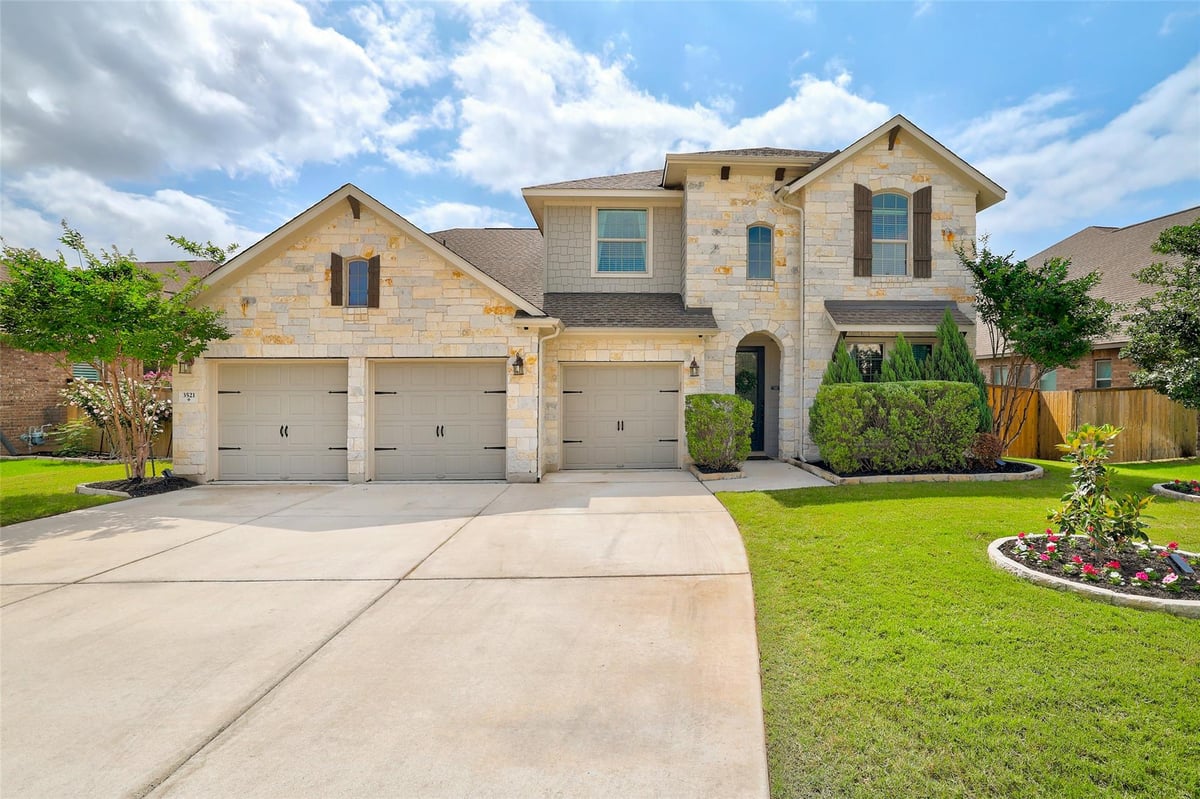 View 3521 Ponce de Leon Pass in PALOMA LAKE 3521 Ponce de Leon Pass - front exterior - Luxury home in PALOMA LAKE, Round Rock, TX