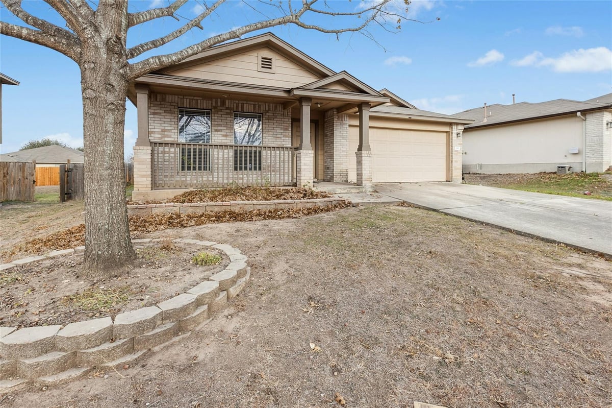 View 386 Paddington Dr in Kensington Trails Sec 2 386 Paddington Dr - front exterior - Luxury home in Kensington Trails Sec 2, Kyle, TX