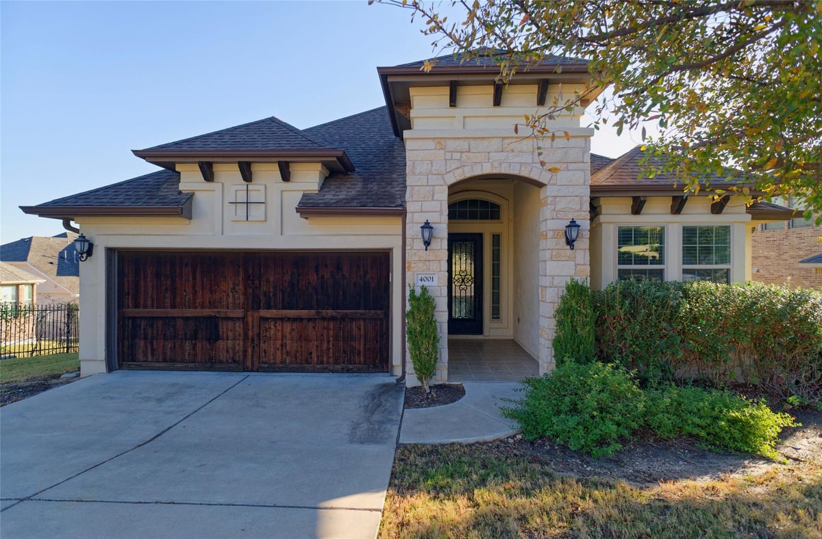 View 4001 Good Night TRL in Travisso Ph 2 Sec 1A 4001 Good Night TRL - front exterior - Luxury home in Travisso Ph 2 Sec 1A, Leander, TX