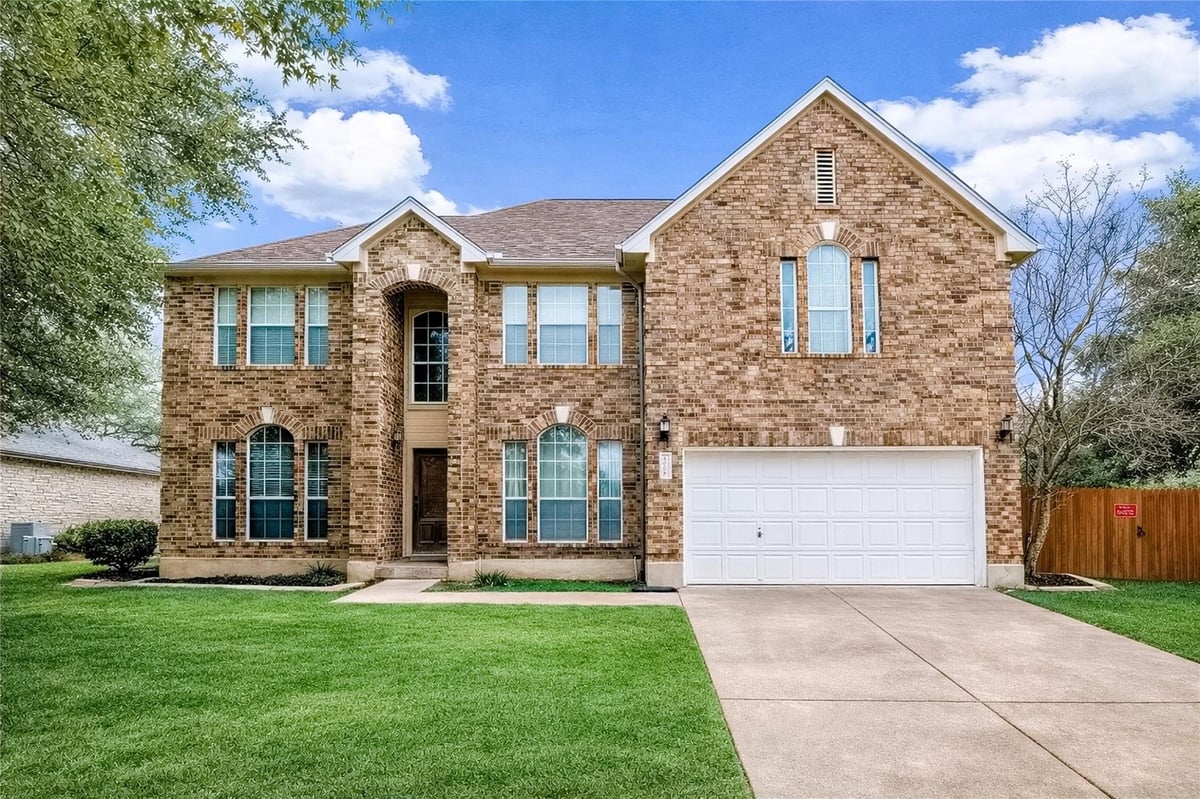 View 4008 Springwillow Ln in Vista Oaks Sec 2b Amending Plat 4008 Springwillow Ln - front exterior - Luxury home in Vista Oaks Sec 2b Amending Plat, Round Rock, TX