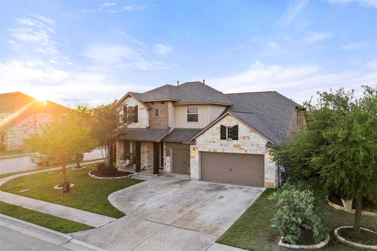 View 401 Daniel Xing in Santa Rita South Sec 3A 401 Daniel Xing - front exterior - Luxury home in Santa Rita South Sec 3A, Liberty Hill, TX