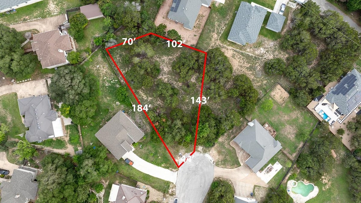 View 4101 Hillside Cir in Country Club Estates Sec 07 4101 Hillside Cir - front exterior - Luxury lot in Country Club Estates Sec 07, Lago Vista, TX