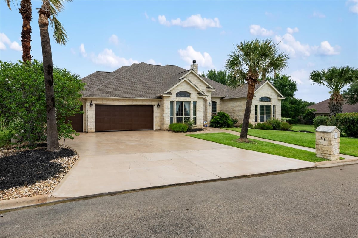 View 419 Firestone Dr in Meadowlakes 419 Firestone Dr - front exterior - Luxury home in Meadowlakes, Marble Falls, TX