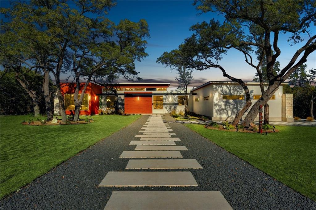 View 427 Delayne Dr in Reunion Ranch Ph 2 Sec 3 427 Delayne Dr - front exterior - Luxury home in Reunion Ranch Ph 2 Sec 3, Austin, TX