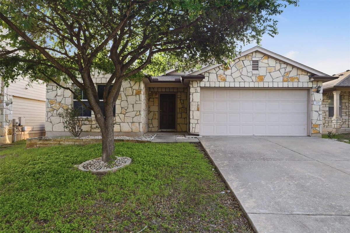 View 448 Nottingham LOOP in Kensington Trails Sec 3B 448 Nottingham LOOP - front exterior - Luxury home in Kensington Trails Sec 3B, Kyle, TX
