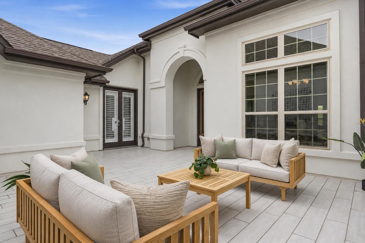 View 4509 Vieste Vw in Travisso Ph 3 Secs 1 & 3 4509 Vieste Vw - front exterior - Luxury home in Travisso Ph 3 Secs 1 & 3, Leander, TX