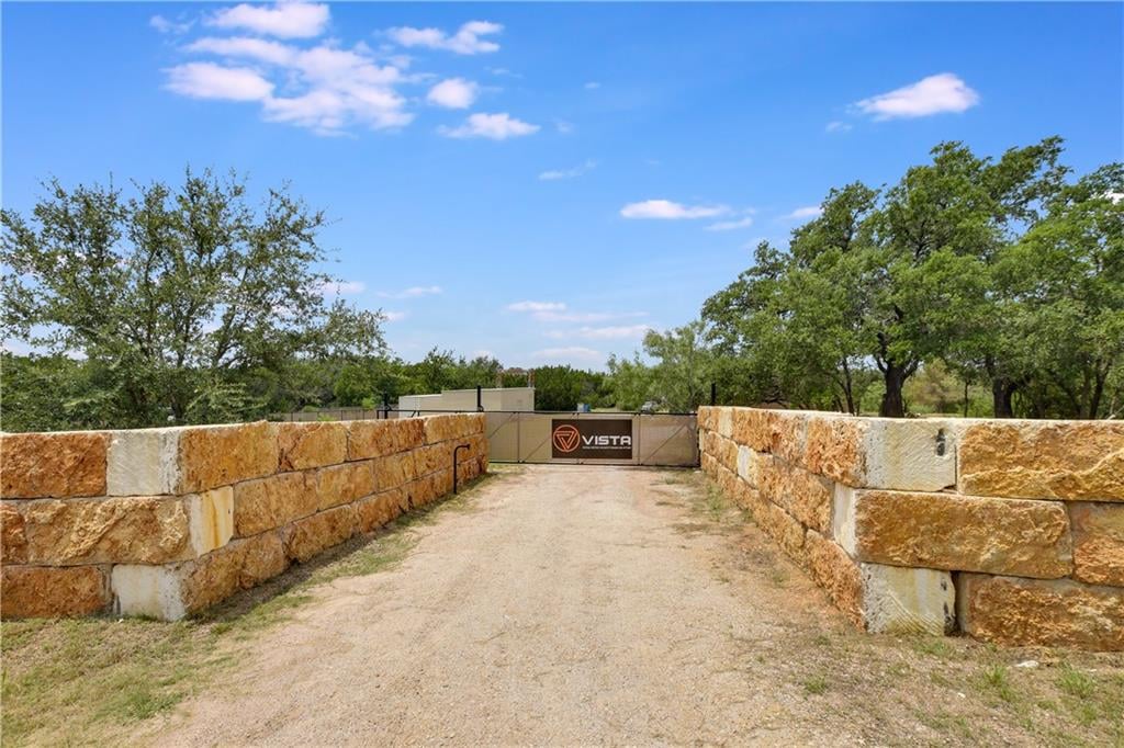 View 5010 Doss Rd in La Hacienda Estates Resub Of L 5010 Doss Rd - front exterior - Luxury home in La Hacienda Estates Resub Of L, Austin, TX