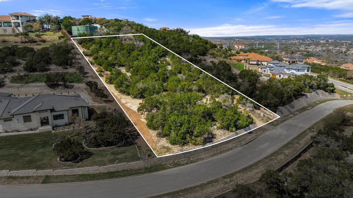 506 Bella Montagna Cir - front exterior - Luxury lot in Round Mountain Estates 02, Austin, TX