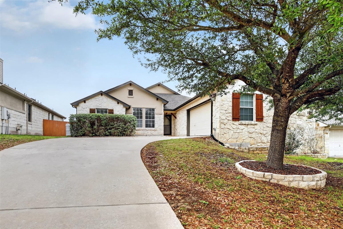 View 545 Manchester Ln in Belterra Ph 02 Sec 02 545 Manchester Ln - front exterior - Luxury home in Belterra Ph 02 Sec 02, Austin, TX