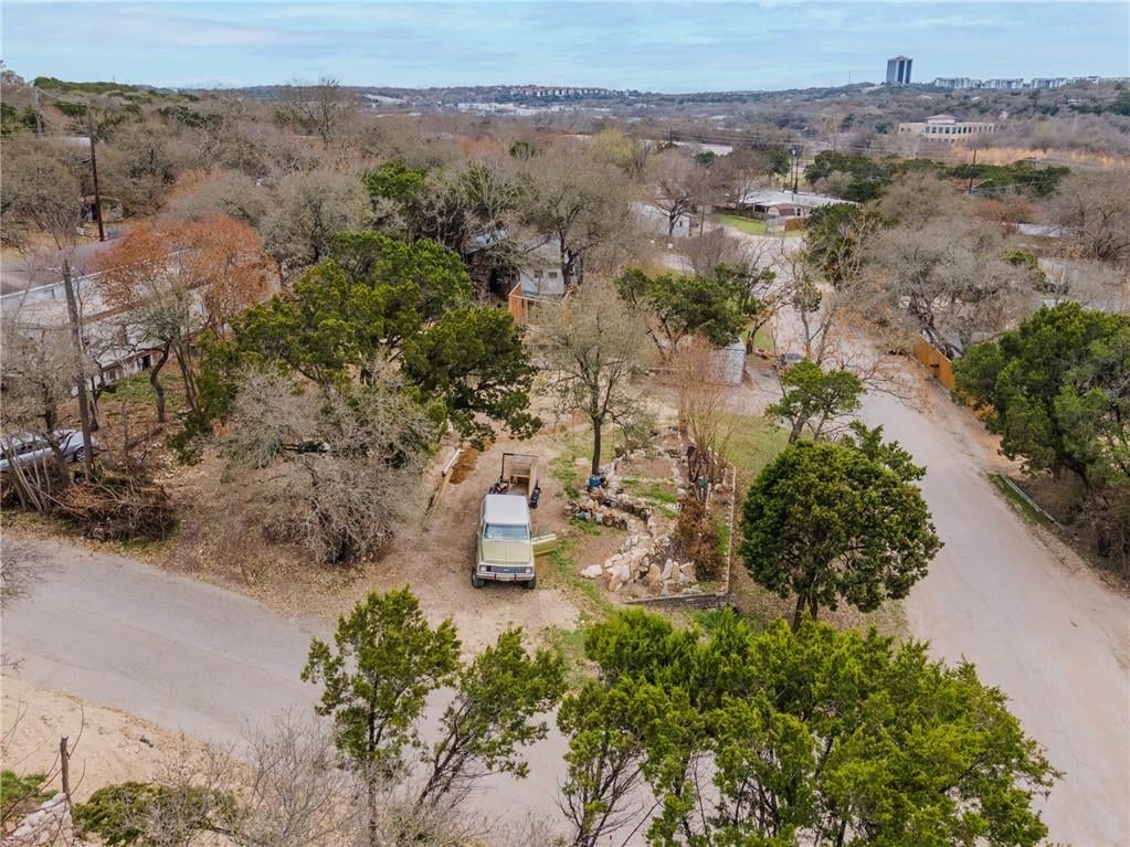 View 6207 Landscape Dr in Oak Country Estates 6207 Landscape Dr - front exterior - Luxury lot in Oak Country Estates, Austin, TX