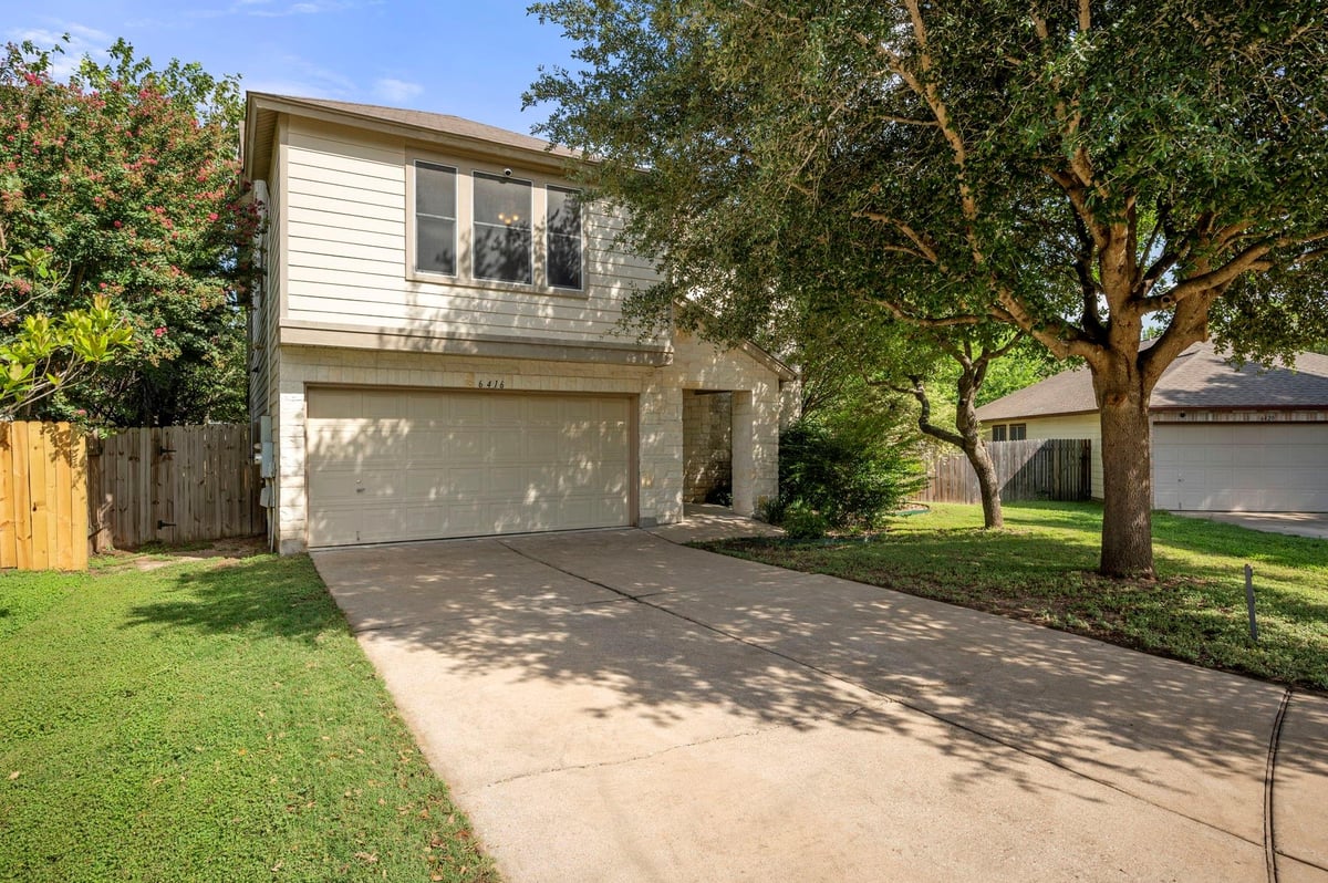 View 6416 Piedras Blanco Dr in Springfield Ph B Sec 04 6416 Piedras Blanco Dr - front exterior - Luxury home in Springfield Ph B Sec 04, Austin, TX