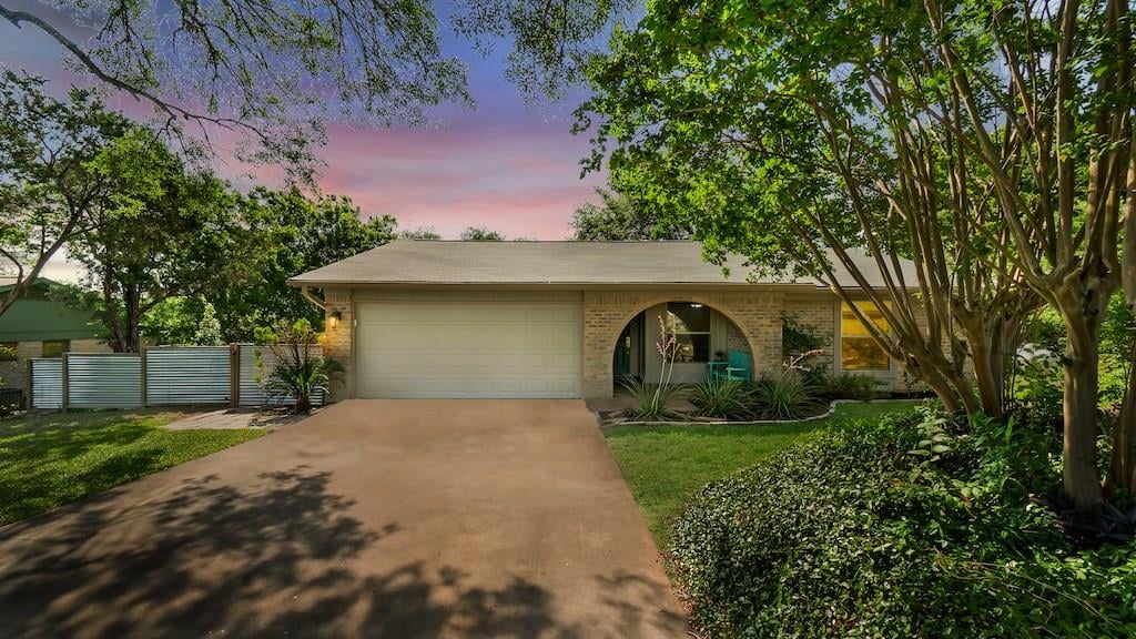 View 6805 Silvermine Dr in Valley View Acres 6805 Silvermine Dr - front exterior - Luxury home in Valley View Acres, Austin, TX