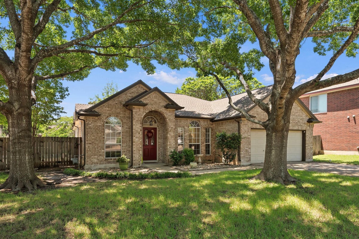 View 703 Sage CT in Saxony 703 Sage CT - front exterior - Luxury home in Saxony, Pflugerville, TX
