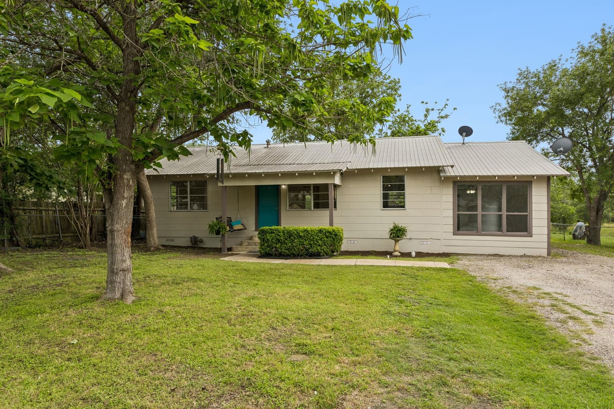 View 706 John Nagle ST in Smith E D Subd 706 John Nagle ST - front exterior - Luxury home in Smith E D Subd, Manor, TX