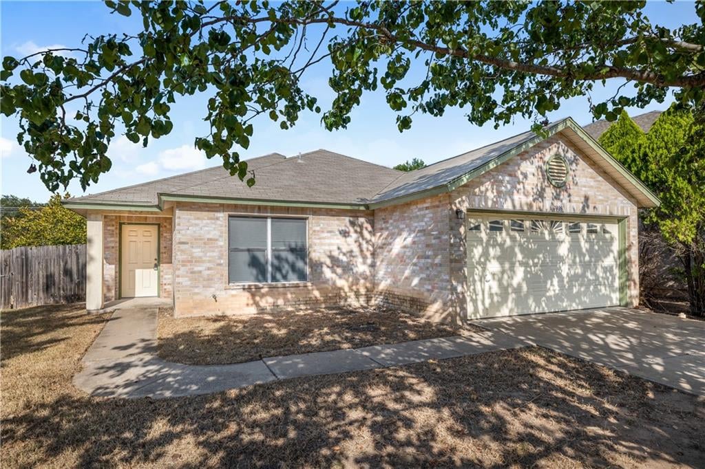 View 7309 Marble Ridge Dr in Springfield Ph B Sec 02 7309 Marble Ridge Dr - front exterior - Luxury home in Springfield Ph B Sec 02, Austin, TX