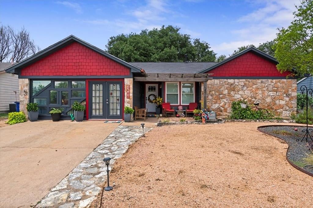 View 7600 Chelmsford Dr in Windmill Run Sec 01 7600 Chelmsford Dr - front exterior - Luxury home in Windmill Run Sec 01, Austin, TX