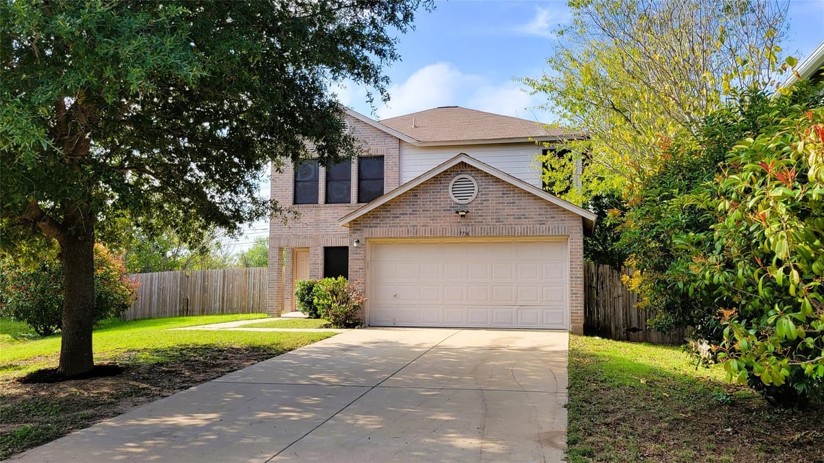 View 7736 Marble Crest Dr in Springfield Ph B Sec 04 7736 Marble Crest Dr - front exterior - Luxury home in Springfield Ph B Sec 04, Austin, TX