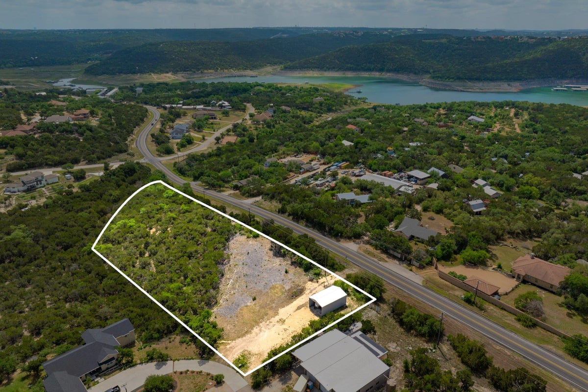 View 7913 Navajo PASS Unit #A in Ammaron Hills 7913 Navajo PASS Unit #A - front exterior - Luxury lot in Ammaron Hills, Leander, TX