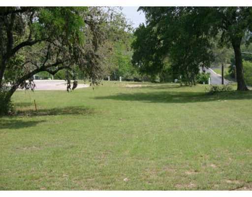 View 8 Chandon DR 8 Chandon DR - front exterior - Luxury lot in Austin, TX
