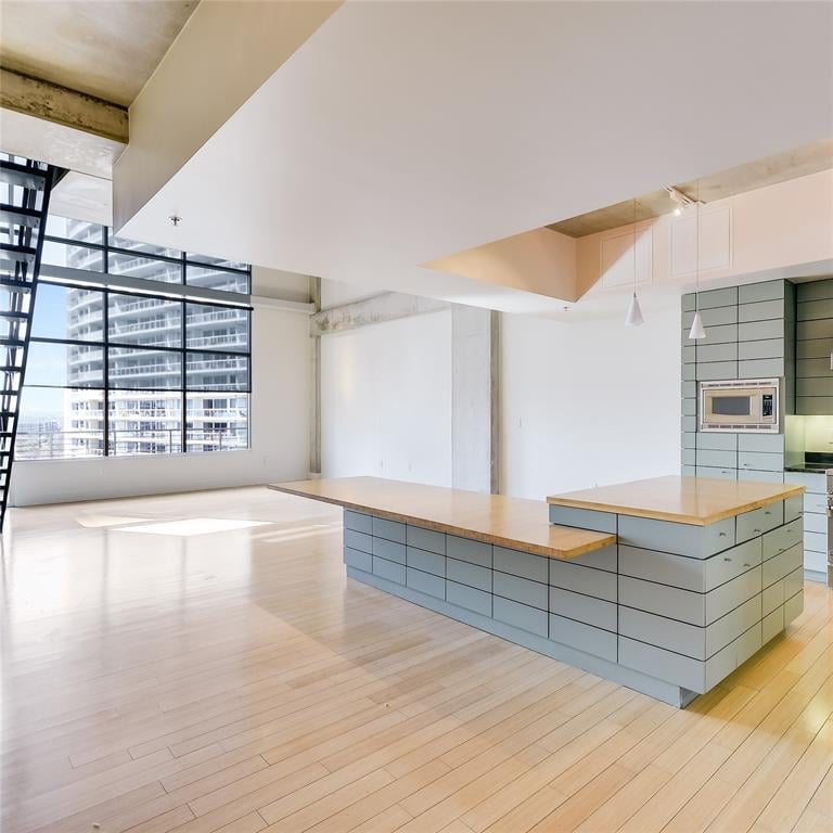 View 800 W 5th St Unit #1102 in Austin City Lofts 800 W 5th St Unit #1102 - front exterior - Luxury home in Austin City Lofts, Austin, TX