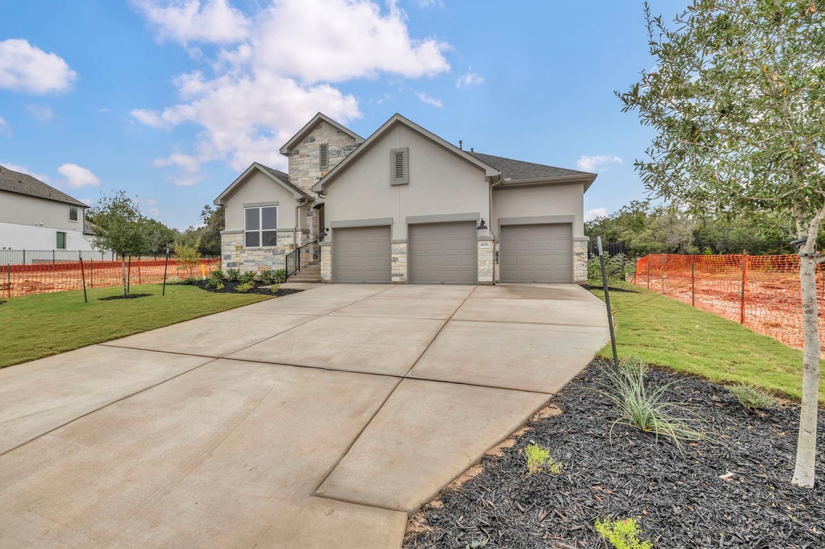 View 806 Pear Tree Ln in Parten 806 Pear Tree Ln - front exterior - Luxury home in Parten, Austin, TX