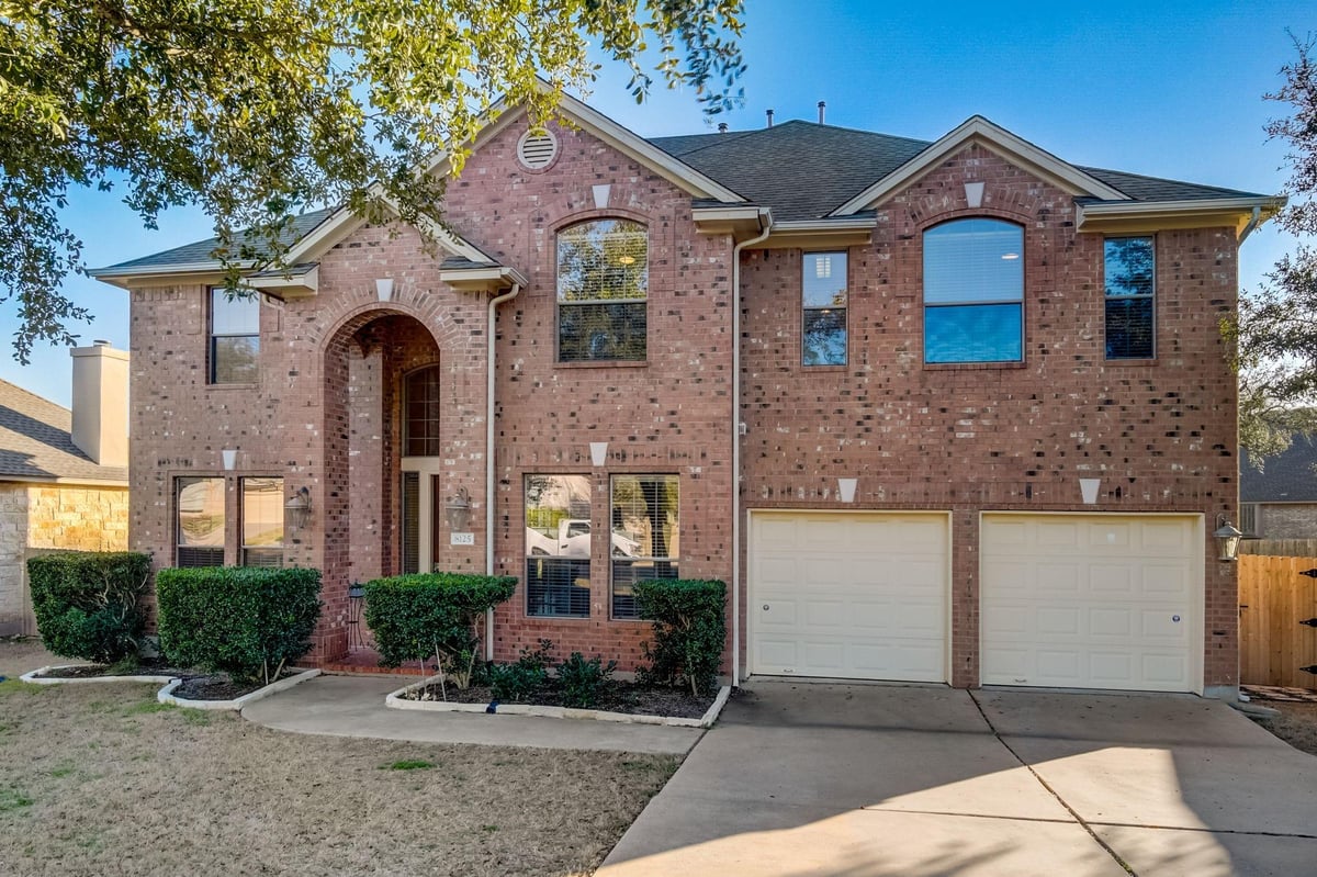 View 8125 Ladera Verde Dr in Alta Mira Sec 1 At Circle C Ra 8125 Ladera Verde Dr - front exterior - Luxury home in Alta Mira Sec 1 At Circle C Ra, Austin, TX