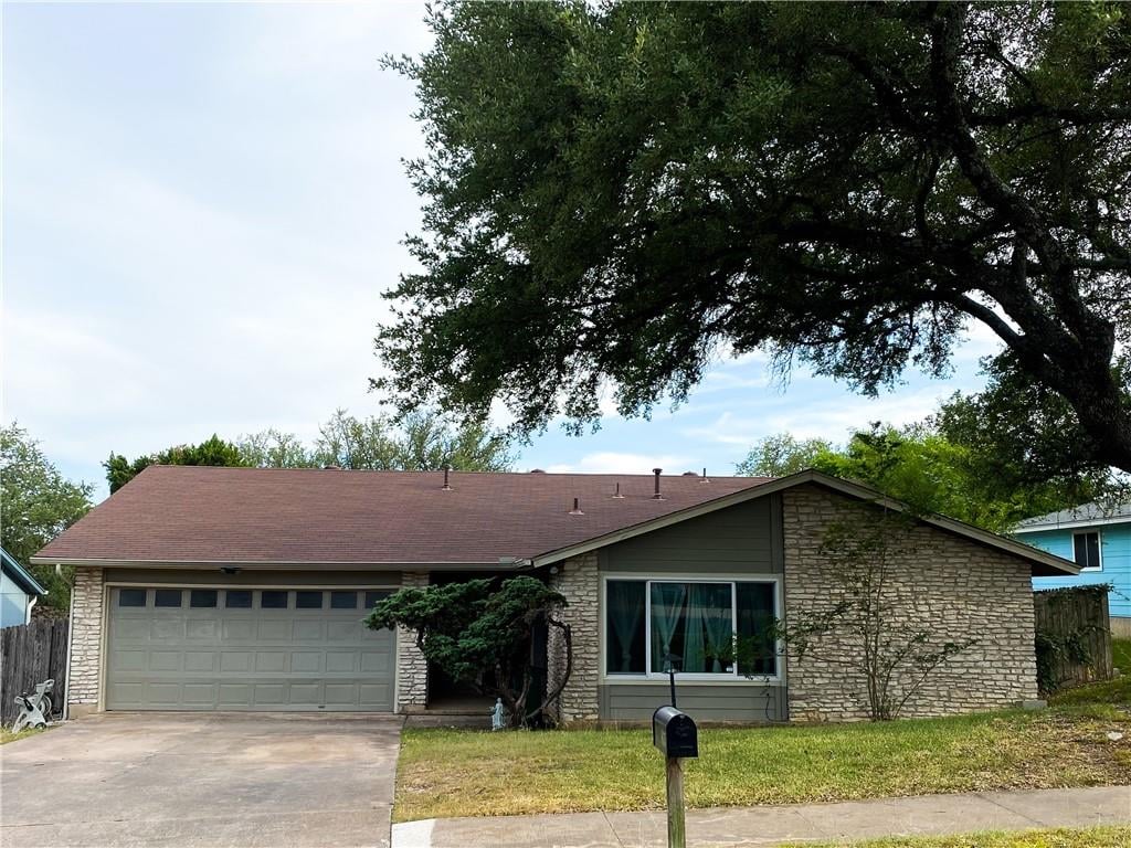 View 8315 Roan Ln in Windmill Run Sec 01 8315 Roan Ln - front exterior - Luxury home in Windmill Run Sec 01, Austin, TX