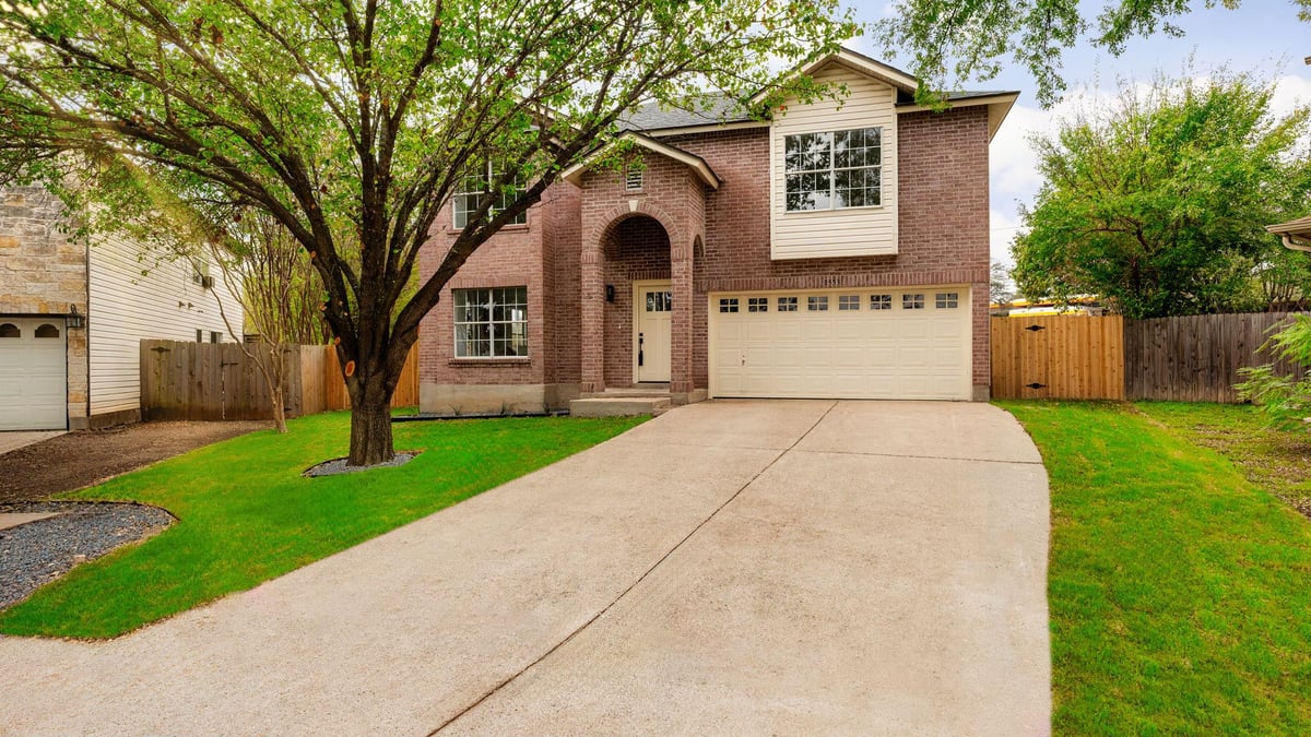 View 8553 Steamline Cir in Waterloo 8553 Steamline Cir - front exterior - Luxury home in Waterloo, Austin, TX