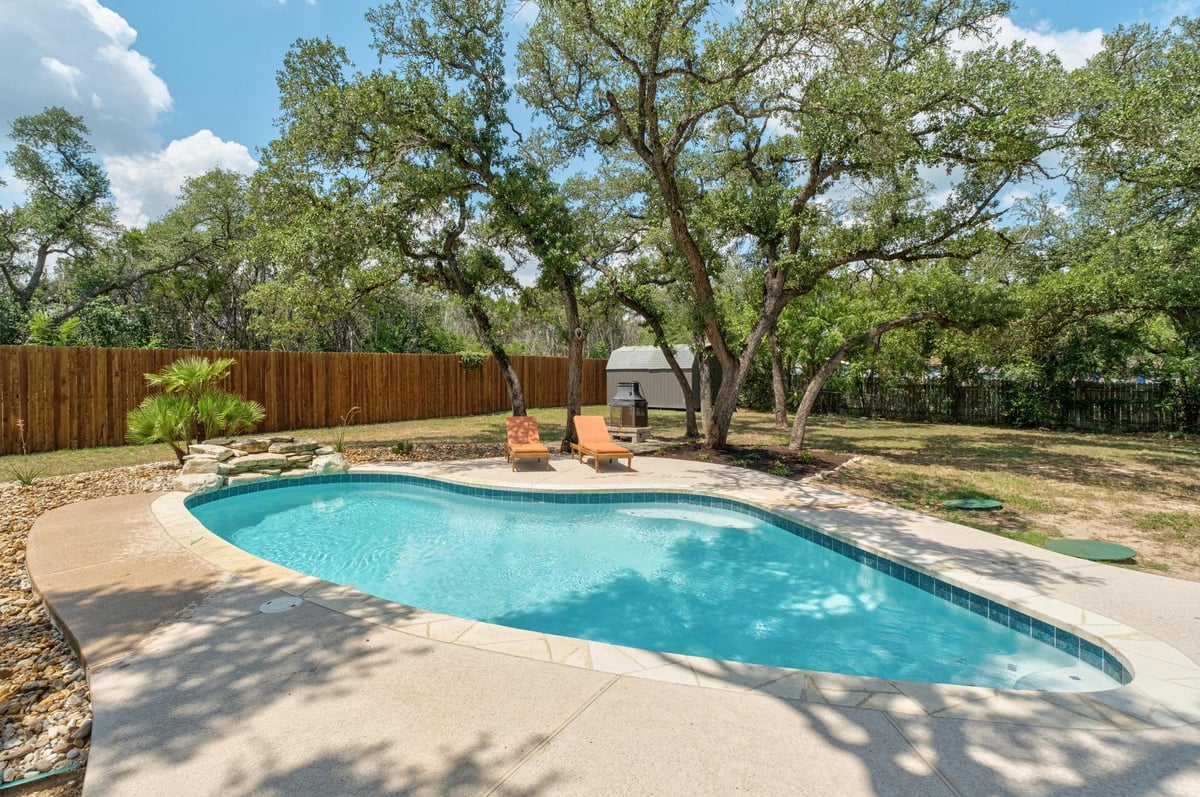 View 8655 Thunderbird Rd in Westoaks Sec 02 8655 Thunderbird Rd - front exterior - Luxury home in Westoaks Sec 02, Austin, TX