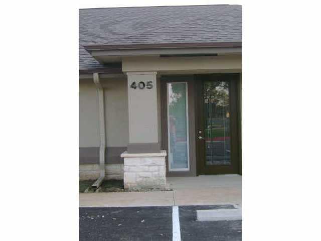 View 8700 Manchaca Unit #405 in Grand Oaks Office Condominiums 8700 Manchaca Unit #405 - front exterior - Luxury home in Grand Oaks Office Condominiums, Austin, TX
