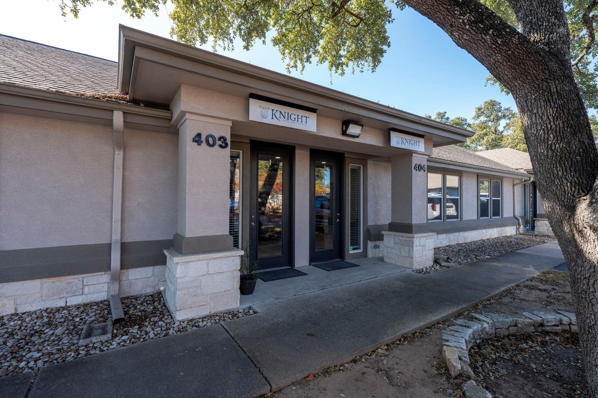 View 8700 Menchaca Rd Unit #403 & 404 in Grand Oaks Office Condo Amd 8700 Menchaca Rd Unit #403 & 404 - front exterior - Luxury home in Grand Oaks Office Condo Amd, Austin, TX